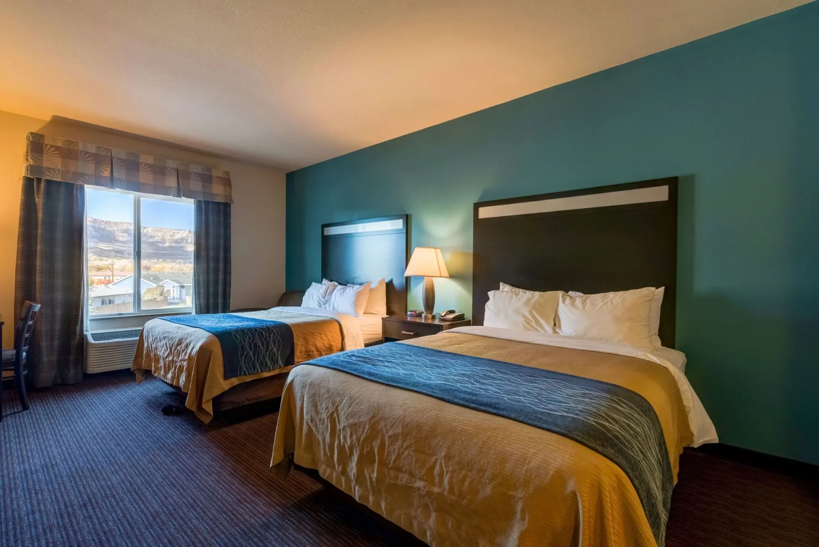 Comfort Inn & Suites