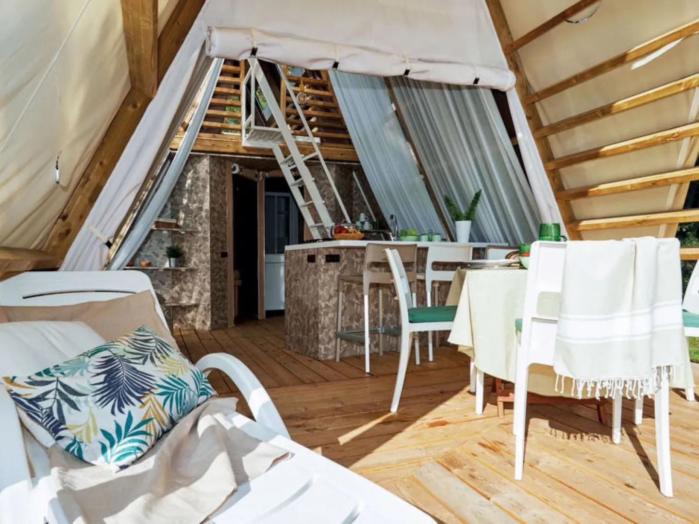 Camping Village Baia Domizia (BDO121)