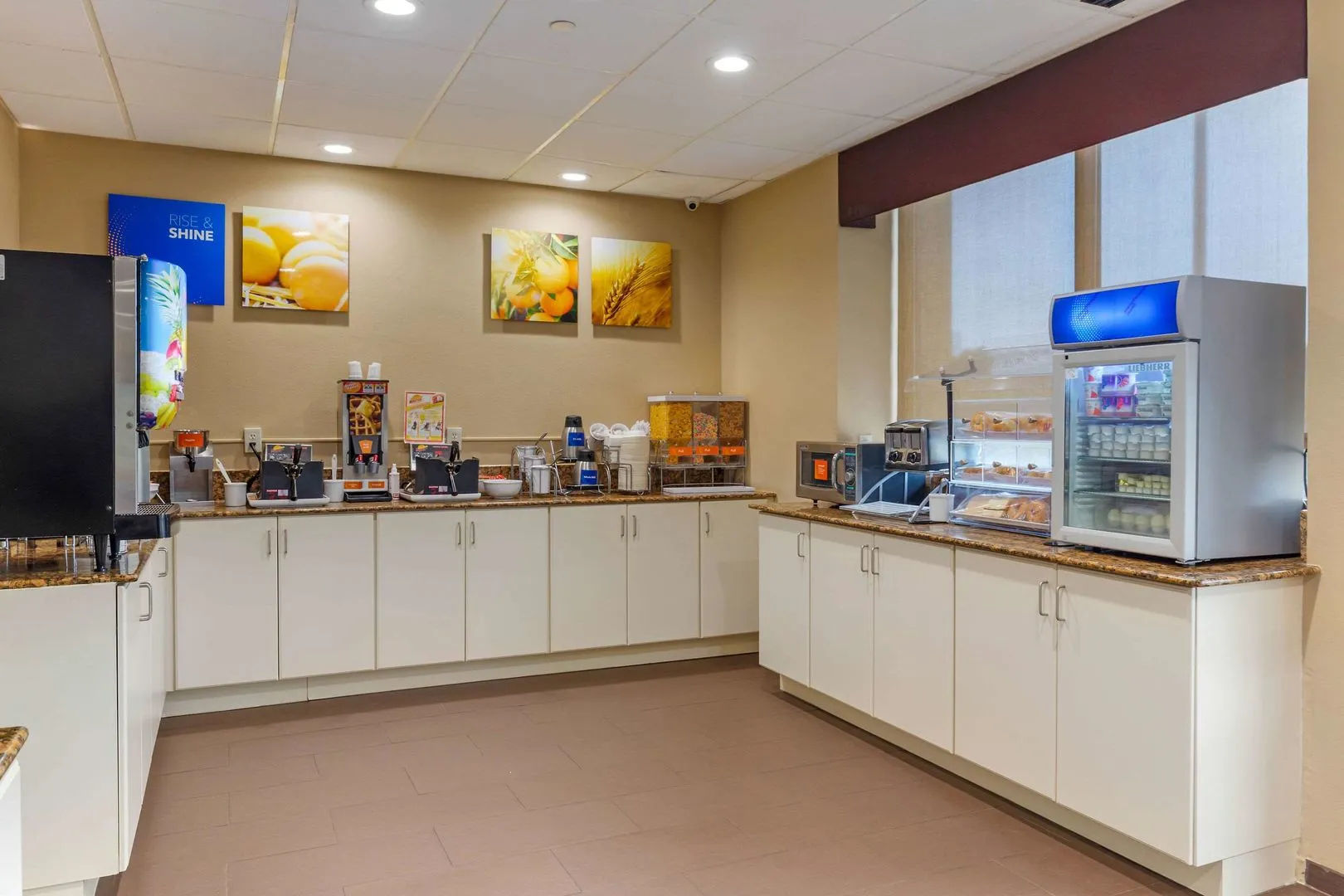 Comfort Inn & Suites Durham near Duke University