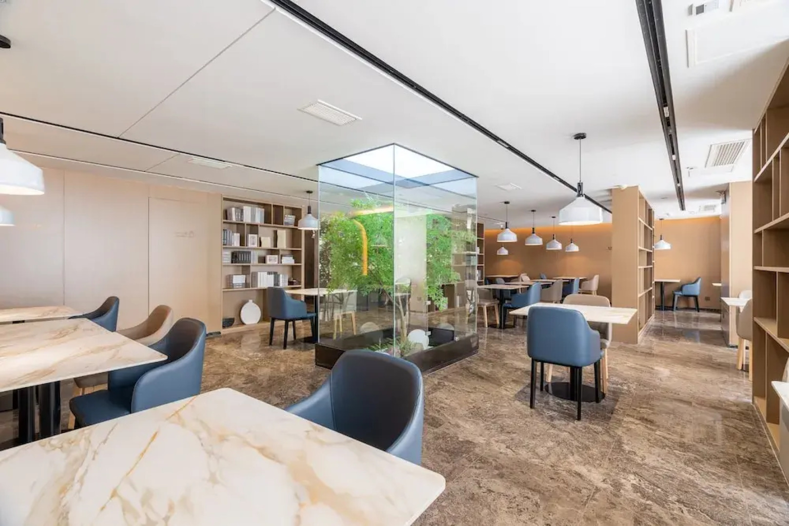 World Hote tengzhou Municipal Government