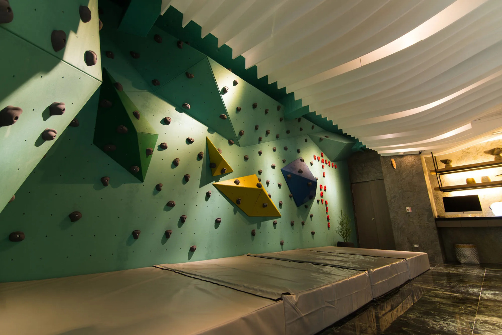 Hotelday Plus Hualien