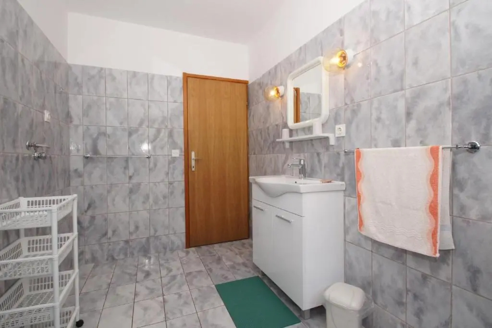 South Island Apartments