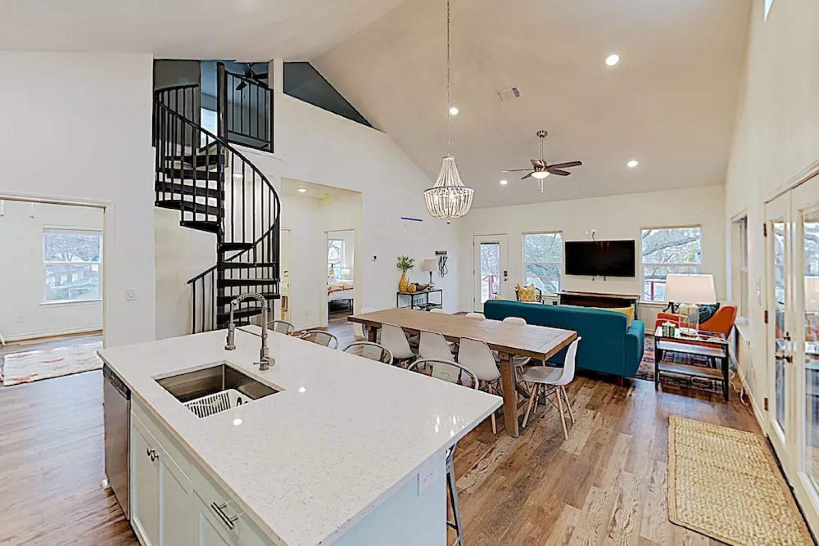 1328 Contour Dr Home