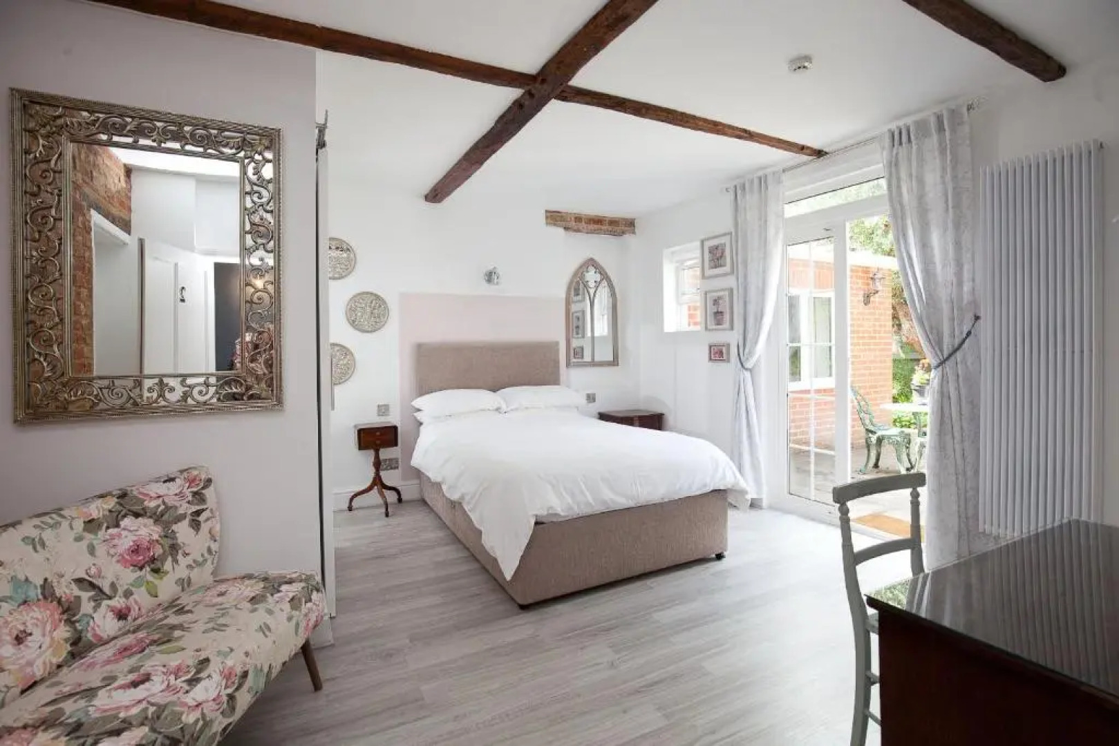 The Old House Guesthouse