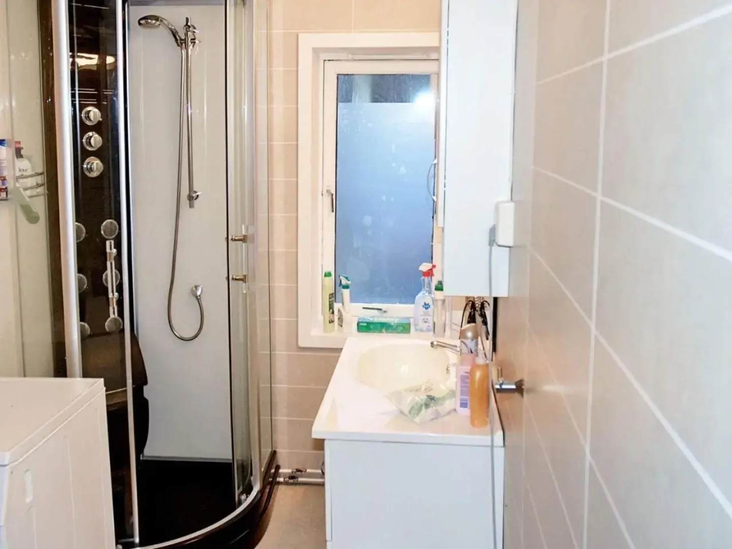 8 Person Holiday Home in Revsnes