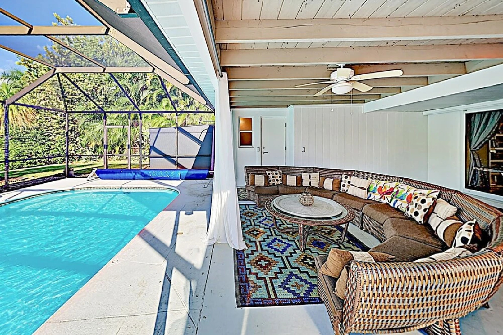 12722 Chatham Dr Home