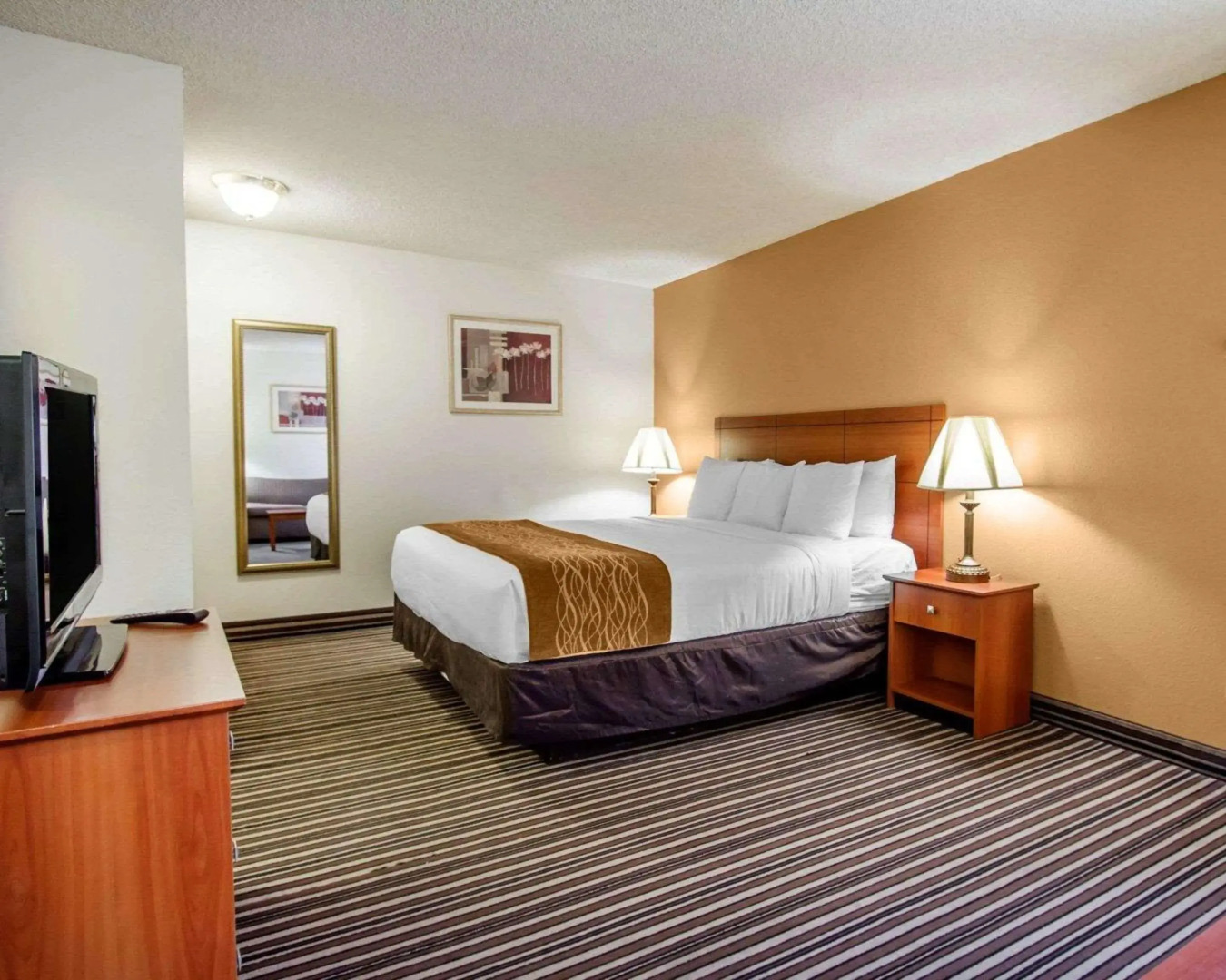 Comfort Suites Tucson near Sabino Canyon