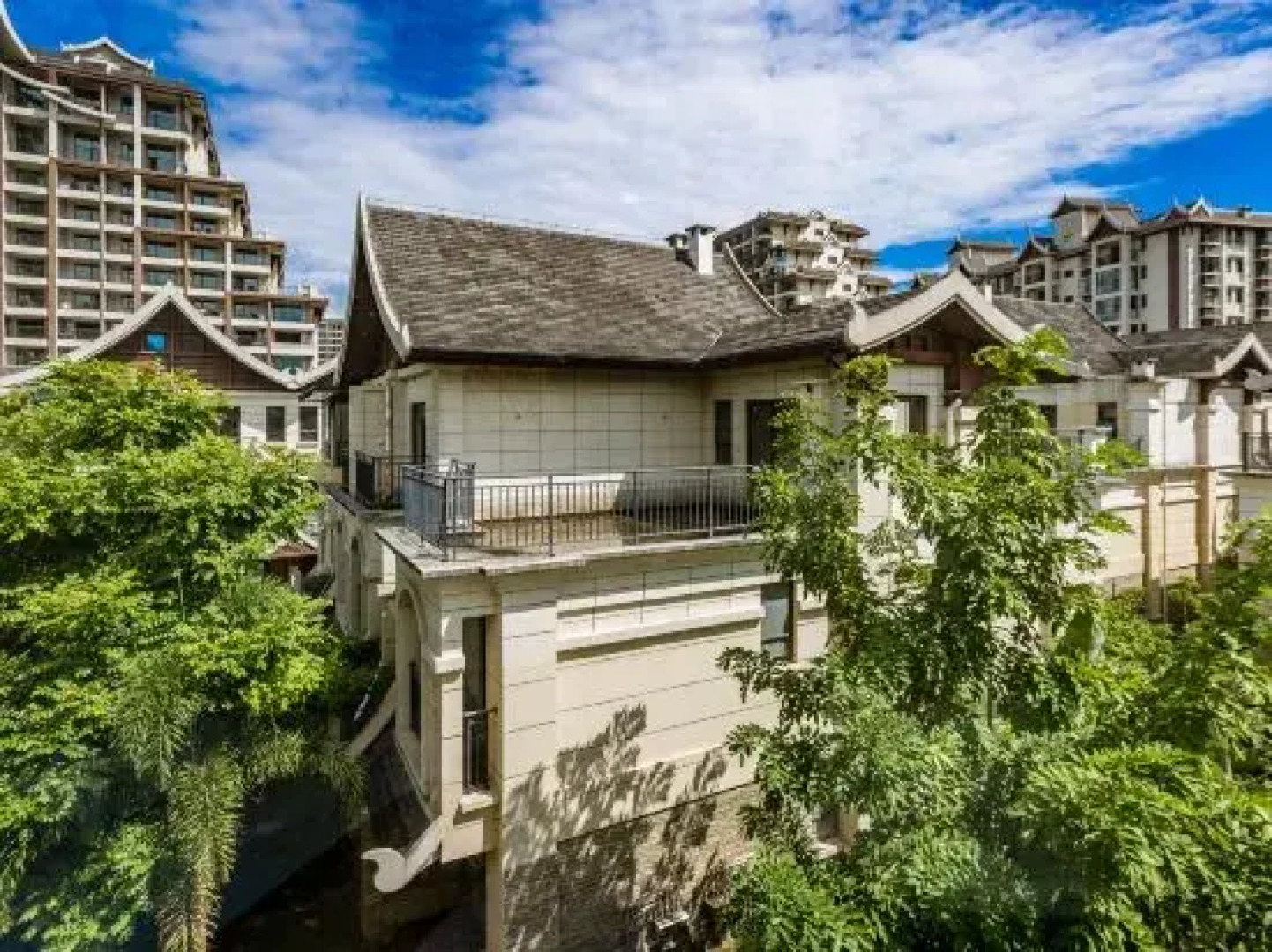 Youkelili Boutique Homestay (Xishuangbanna Gaozhuang Night Market)