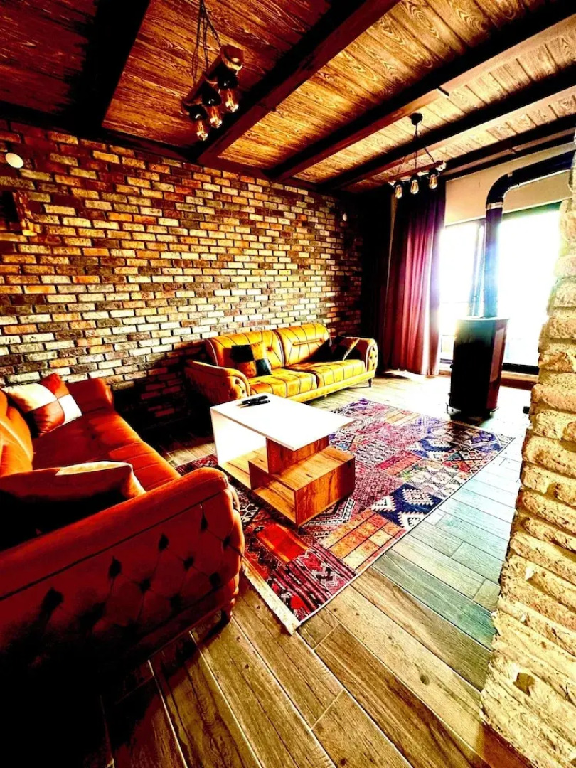 Yeşilsu taş konağı