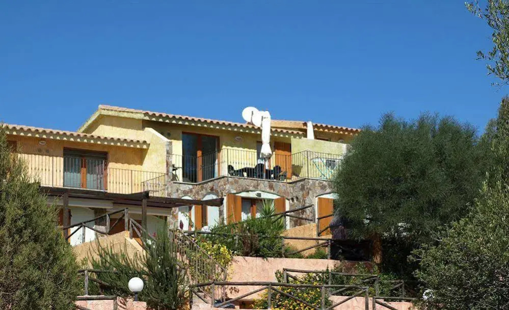 Case Sul Mare Residenze Di Bes