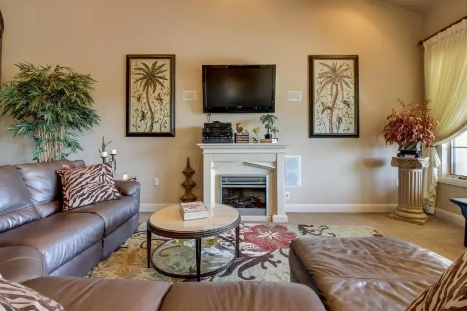 THE Living Local Lakeway Cove on Lake Travis