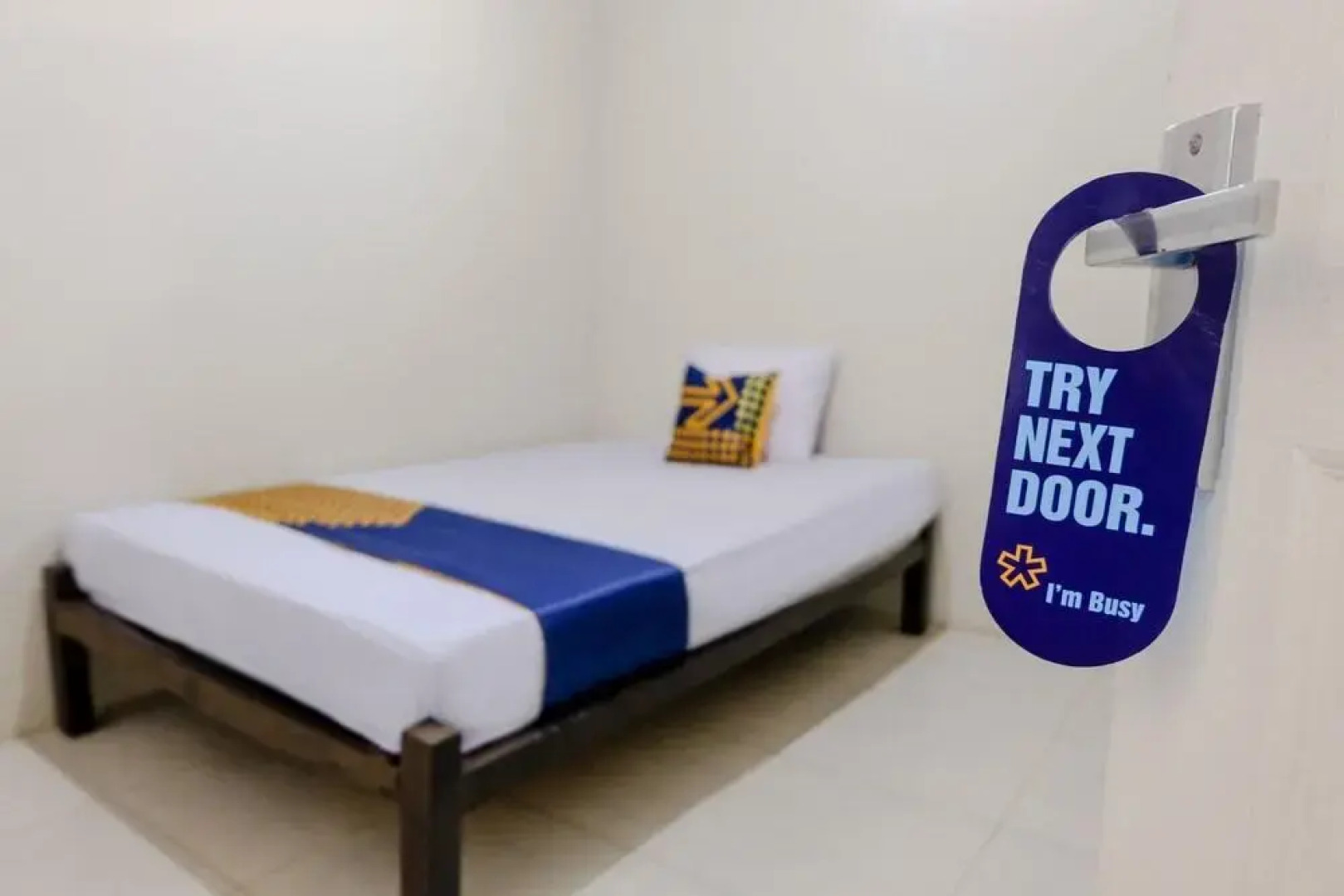 Gatsu Kost by OYO Rooms