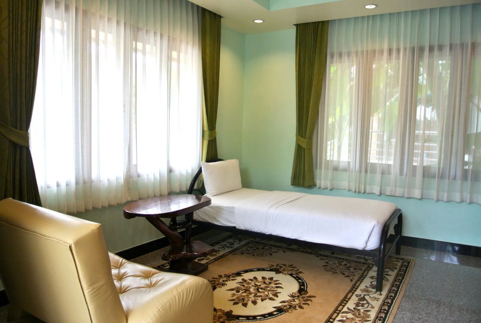 PS Thana Resort
