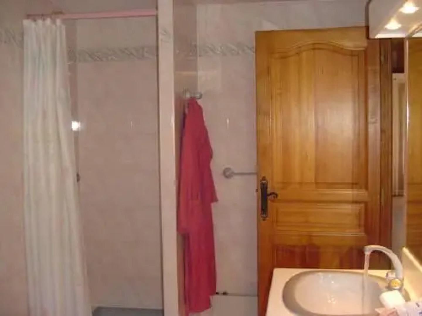 A lOmbre des Lauriers