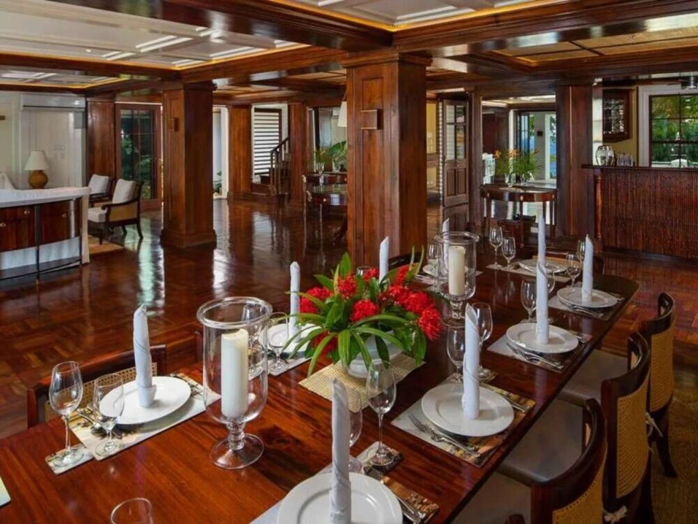 Sunny Vacation Villa at 1