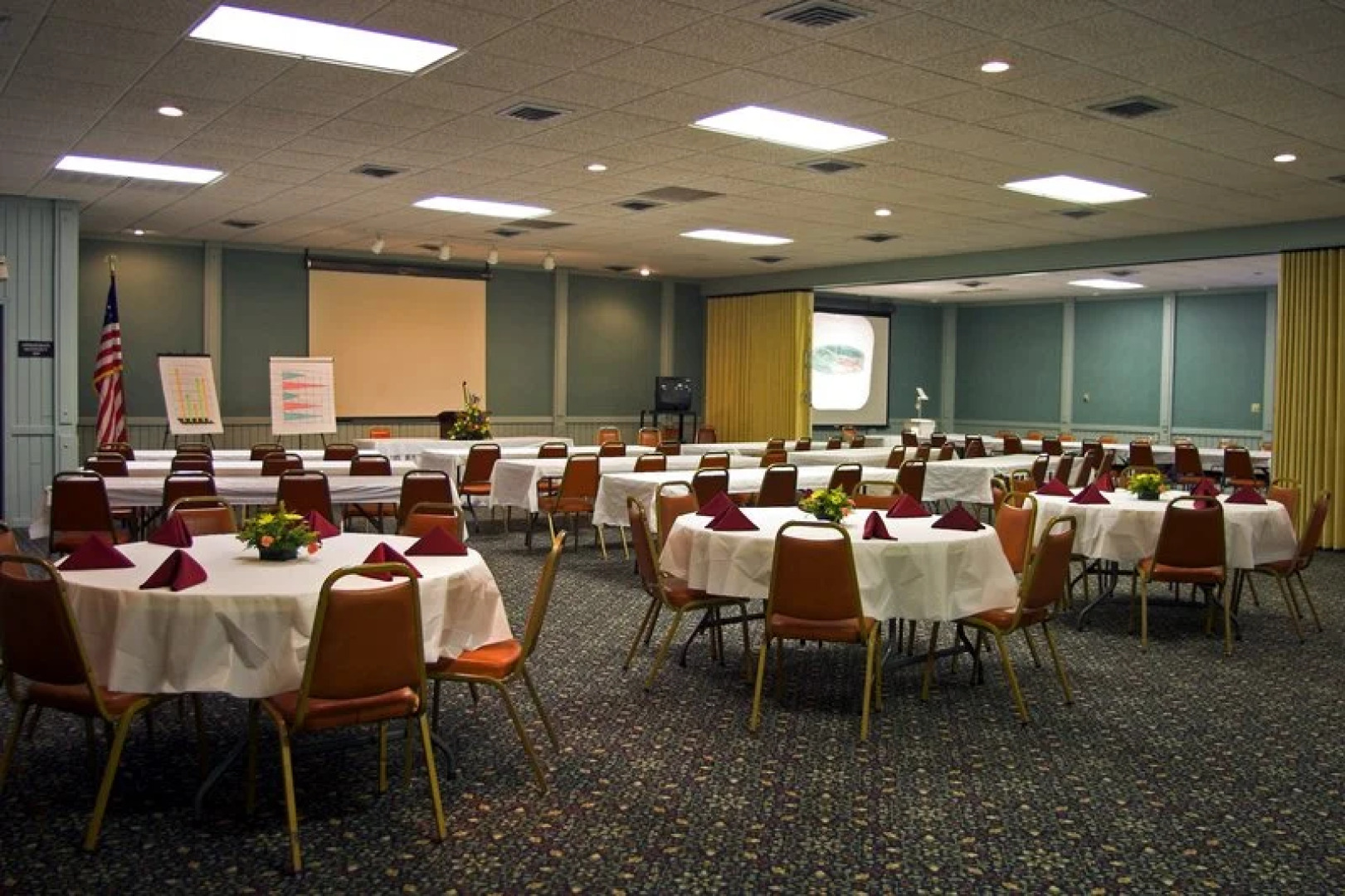 Econo Lodge Inn & Suites Salina