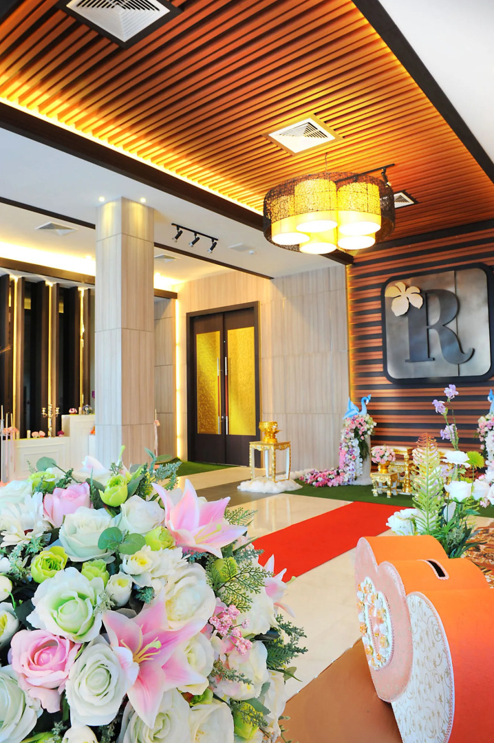 Grand Ratchapruek Hotel