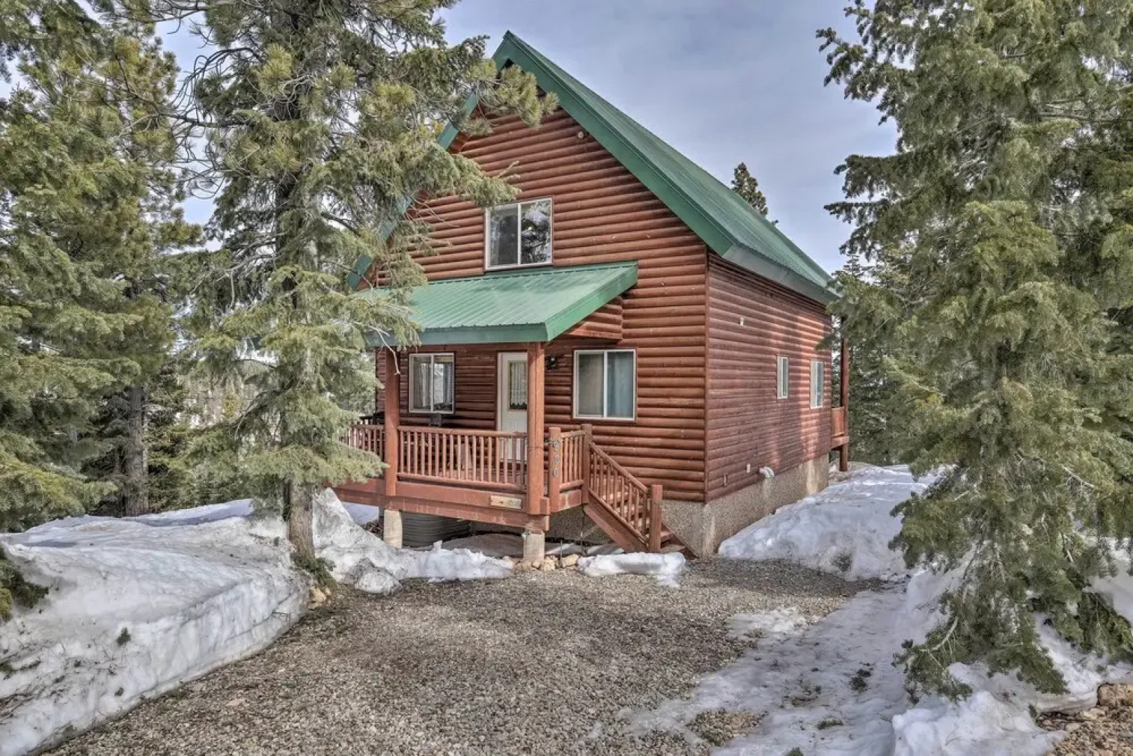 Cabin w/ Deck & Fire Pit in Duck Creek Village