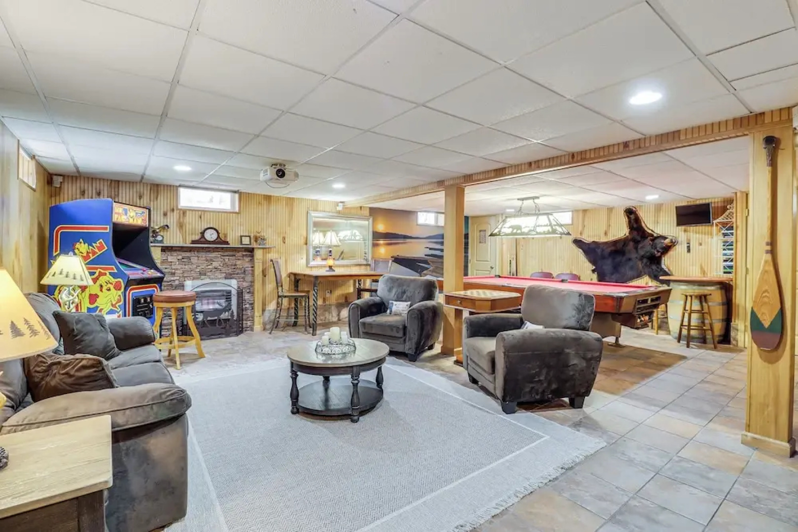 3 Mi to Big Boulder Mtn! Poconos Home w/ Game Room