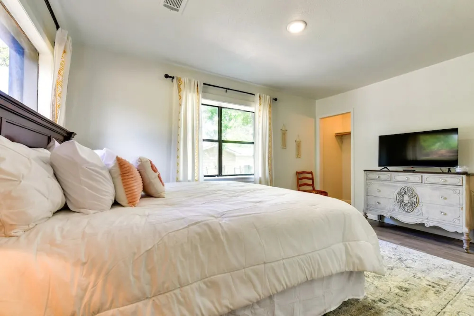 Jonesboro Retreat Near Arkansas State University!