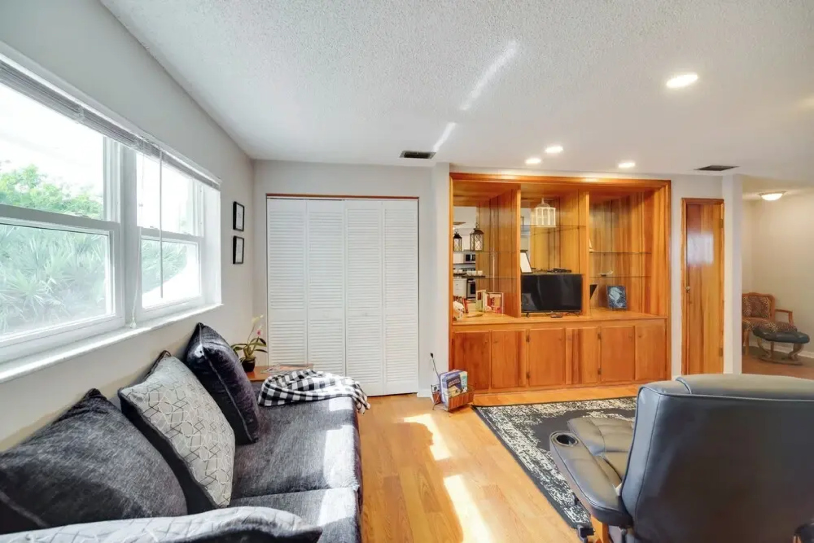 Next to Turtle Preserve: Oceanside Florida Retreat