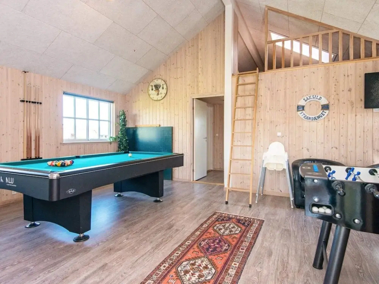 Luxury Beach House With Pool