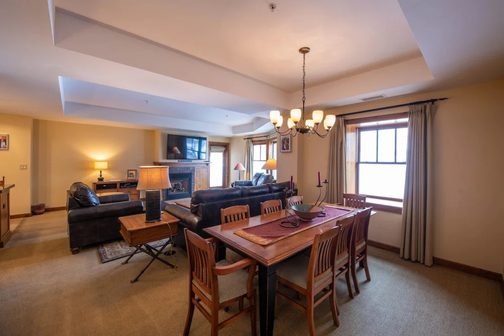 Spacious 3 Bedroom With 4 Beds And Sleeper Sofa Condo - No Cleaning Fee! by RedAwning