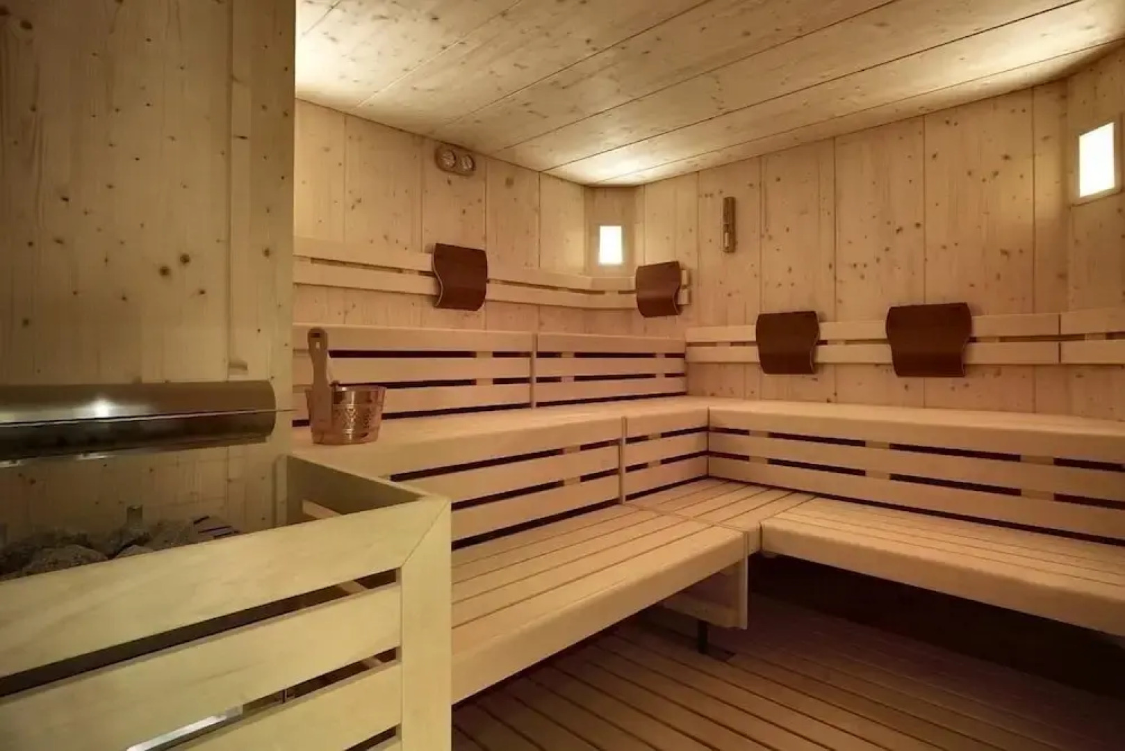 Color Home Suite Apartments