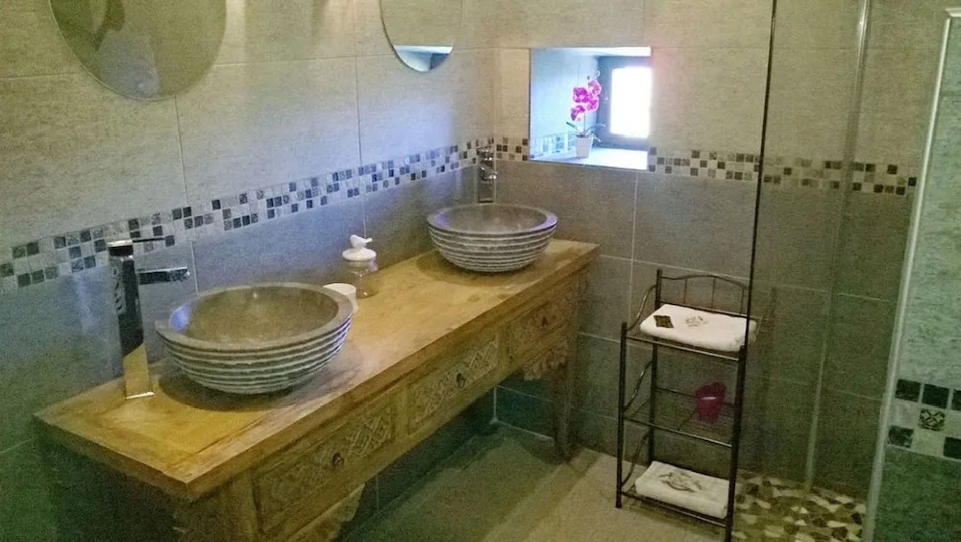 Le Mas des 5 Fontaines. Gite