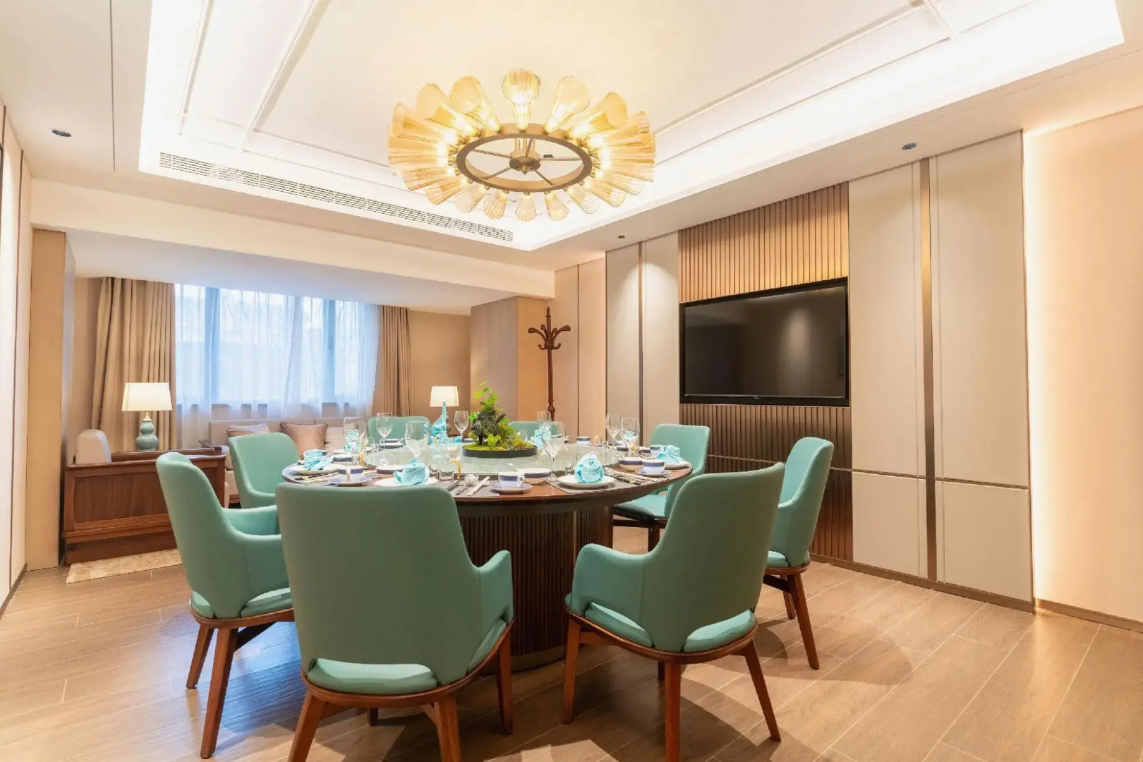 Excemon Xinjiang Yilite Hotel