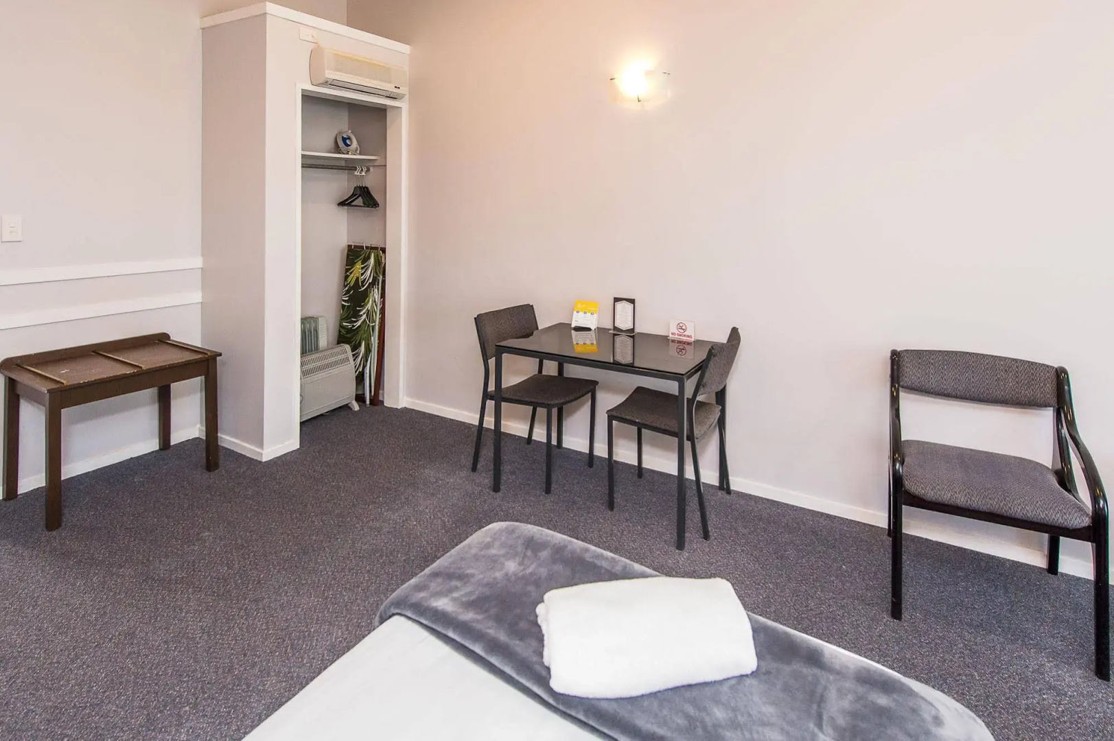 Burwood Manor Motel