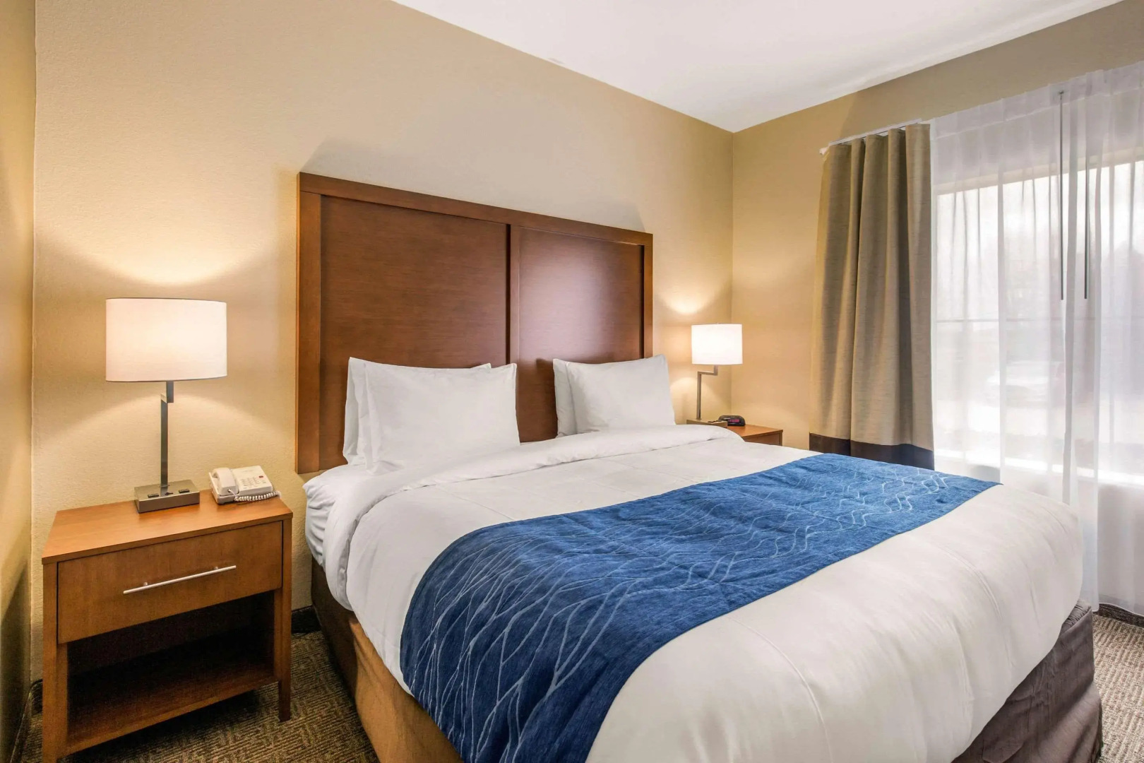 Comfort Inn & Suites IAH Bush Airport – East