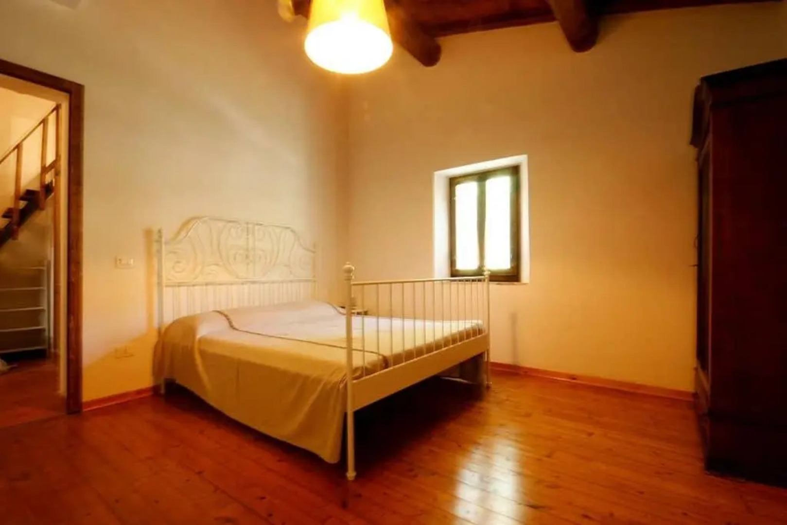 Villa con Piscina 10 Posti Letto, L'Oliveta Di Rivalto