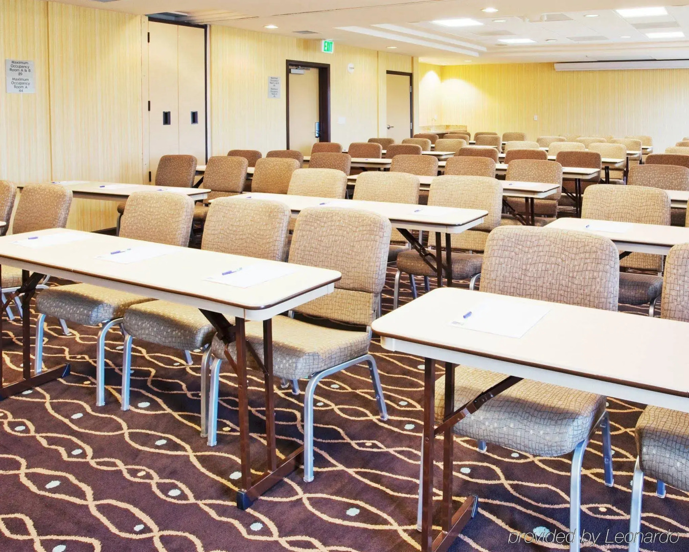 Holiday Inn Express & Suites Salinas by IHG