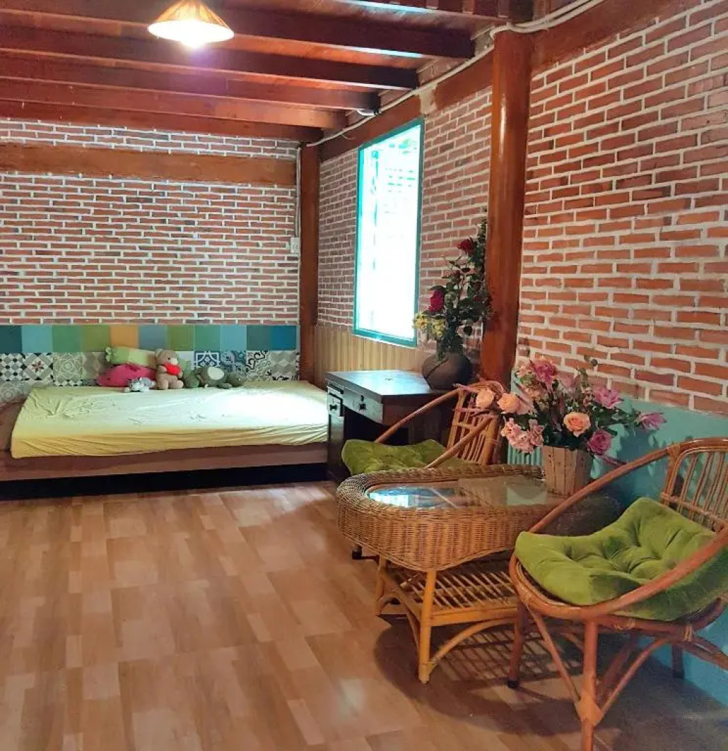 Hà Phan Holiday House