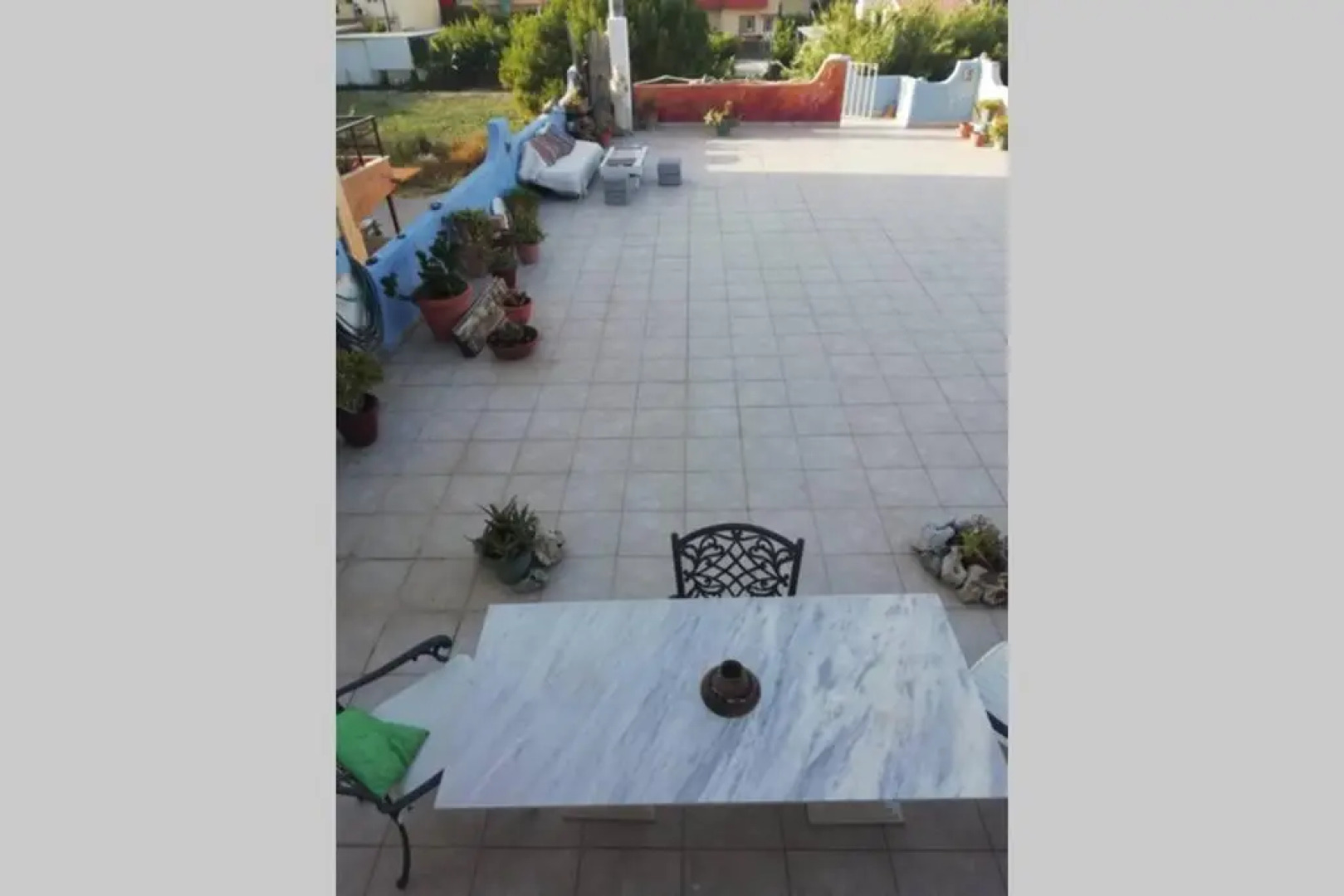 Marys Art and Cultural House 100meters from the beach