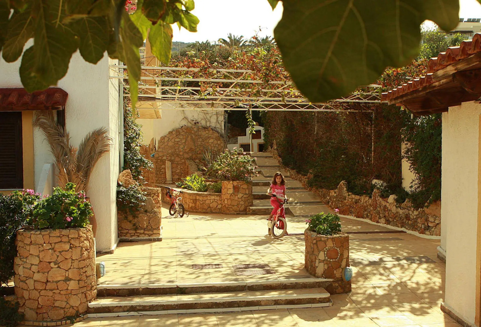 Iliostasi Beach Apartments