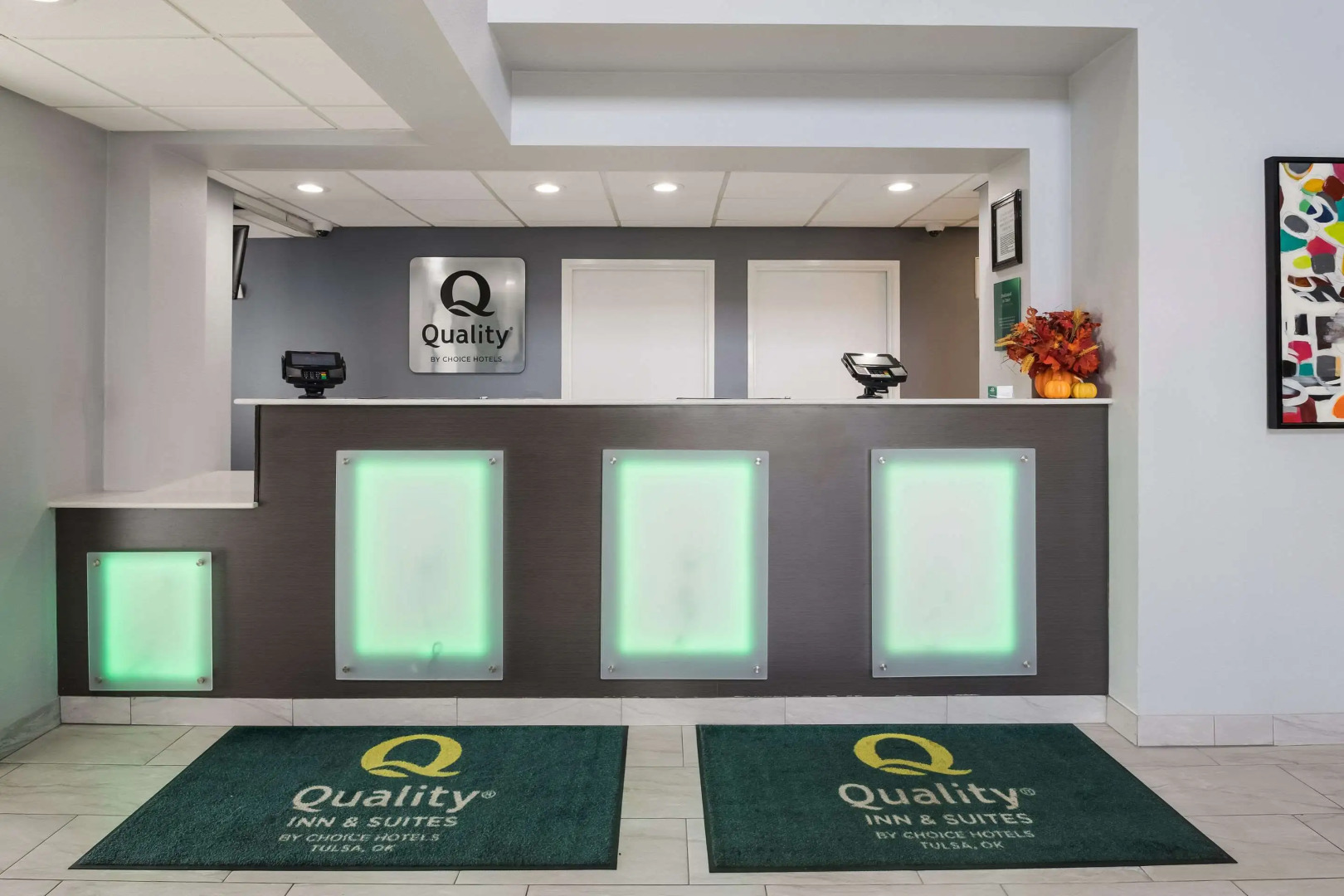 Quality Suites Tulsa I-44