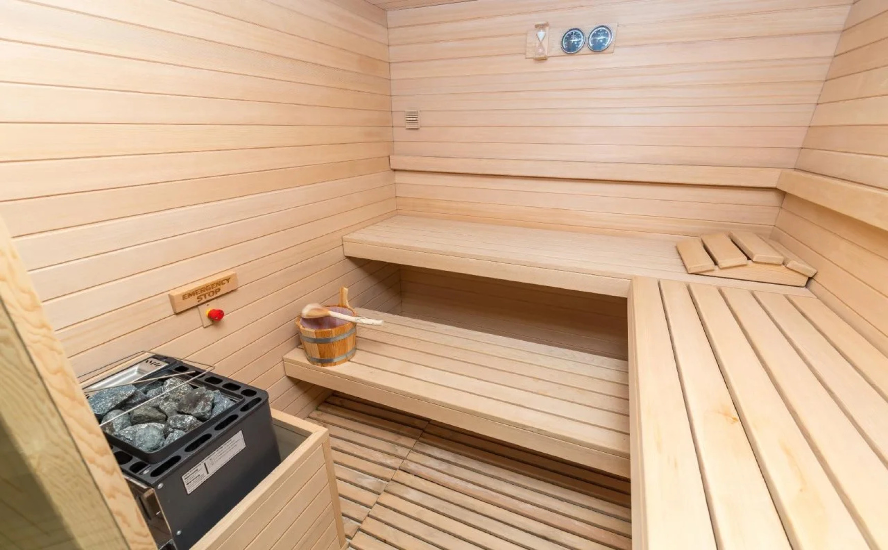 Merchant's Crown Suites and Spa