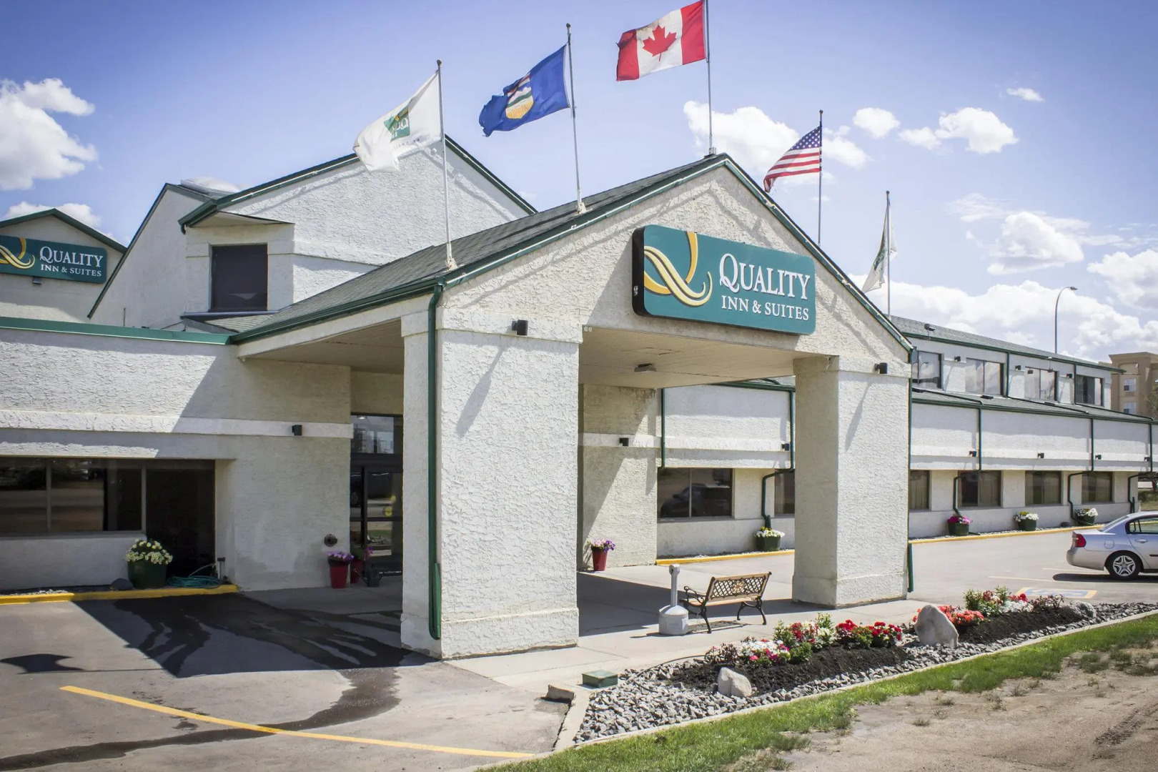 Ramada by Wyndham Nisku Edmonton Airport