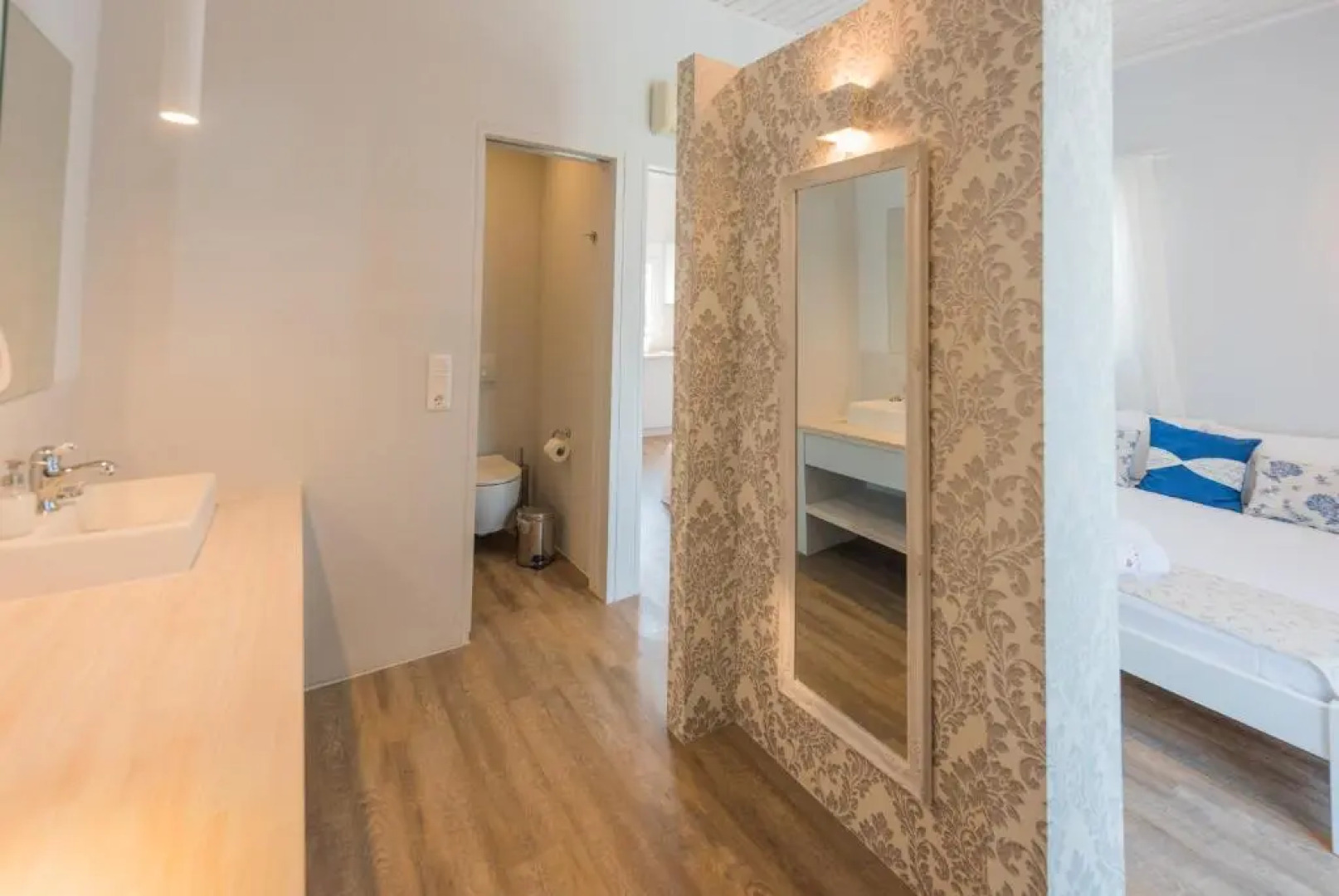 The ELECTRA Premium Boutique Apartments