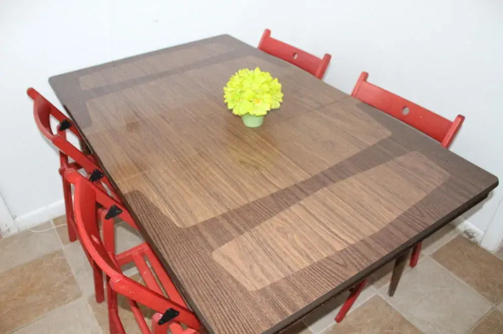 Adib Apartments - 840 Woodroffe Ave, Unit 2