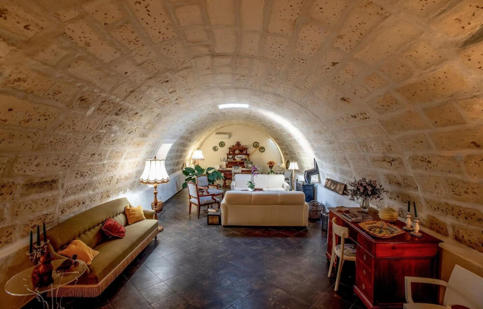 Amazing Home in Ragusa With Wifi, 4 Bedrooms and Outdoor Swimming Pool