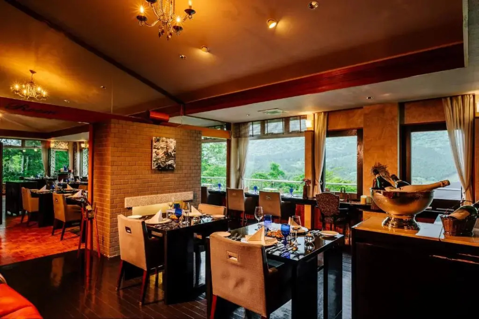 Fontaine Bleau Sengokutei