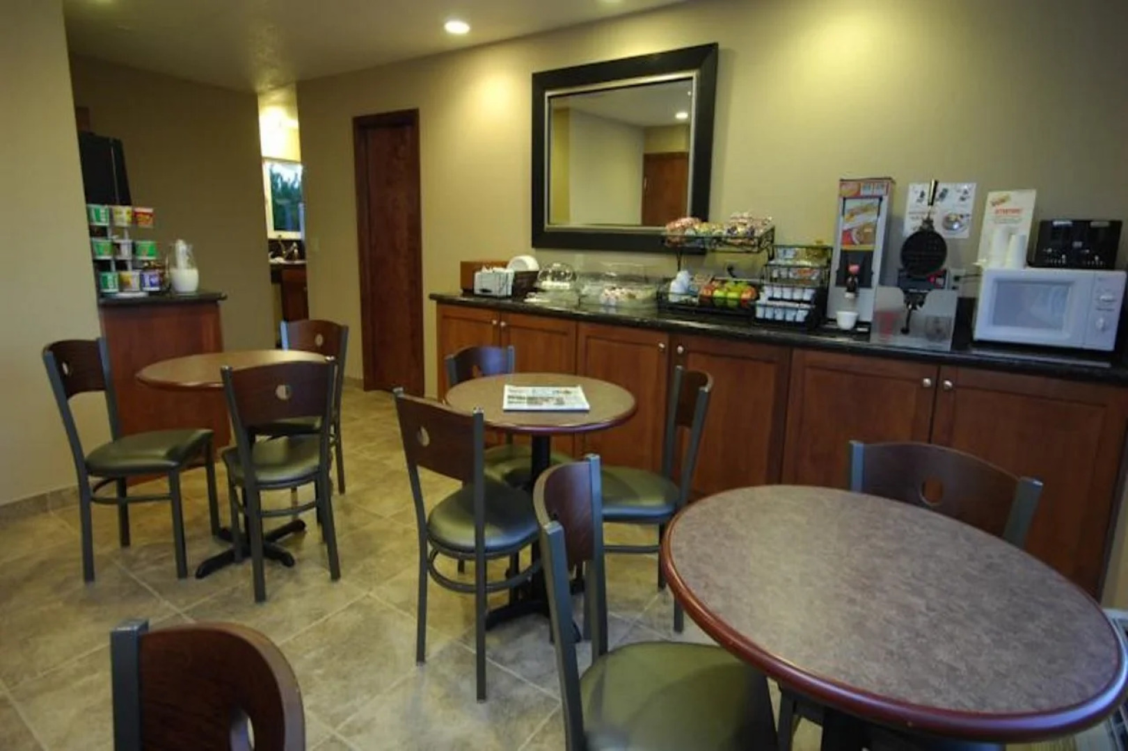 Red Lion Inn & Suites Vancouver