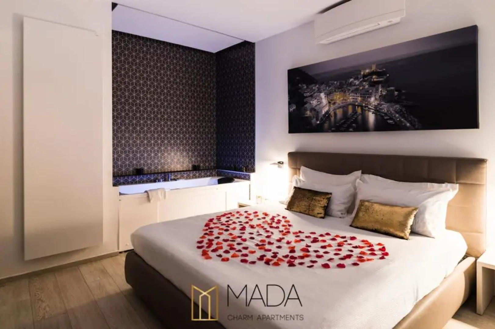 MaDa Charm Apartment Jacuzzi