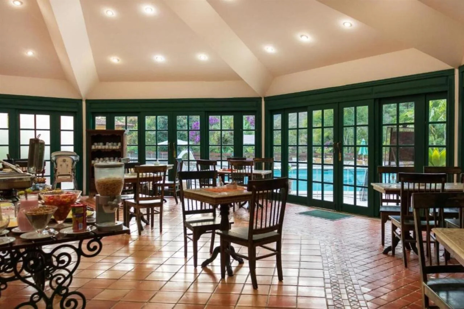 Bomtempo ll Chales da mata