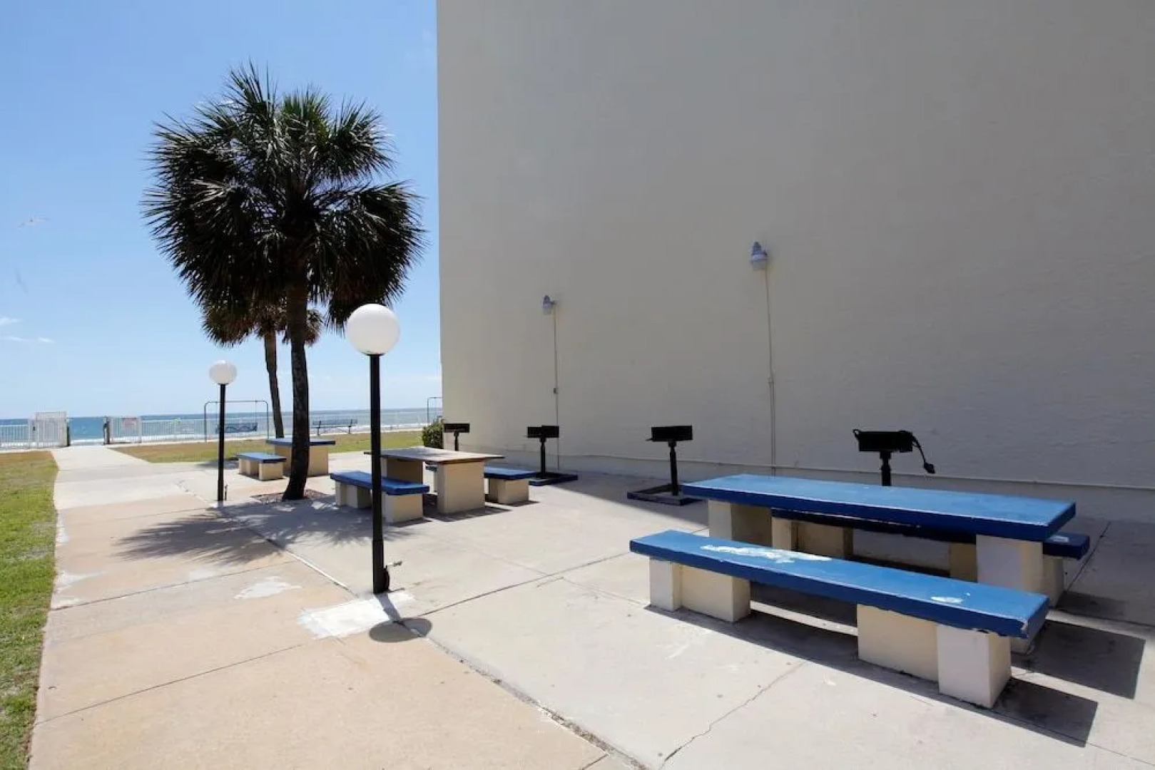 Regency Towers Beach Resort by Panhandle Getaways