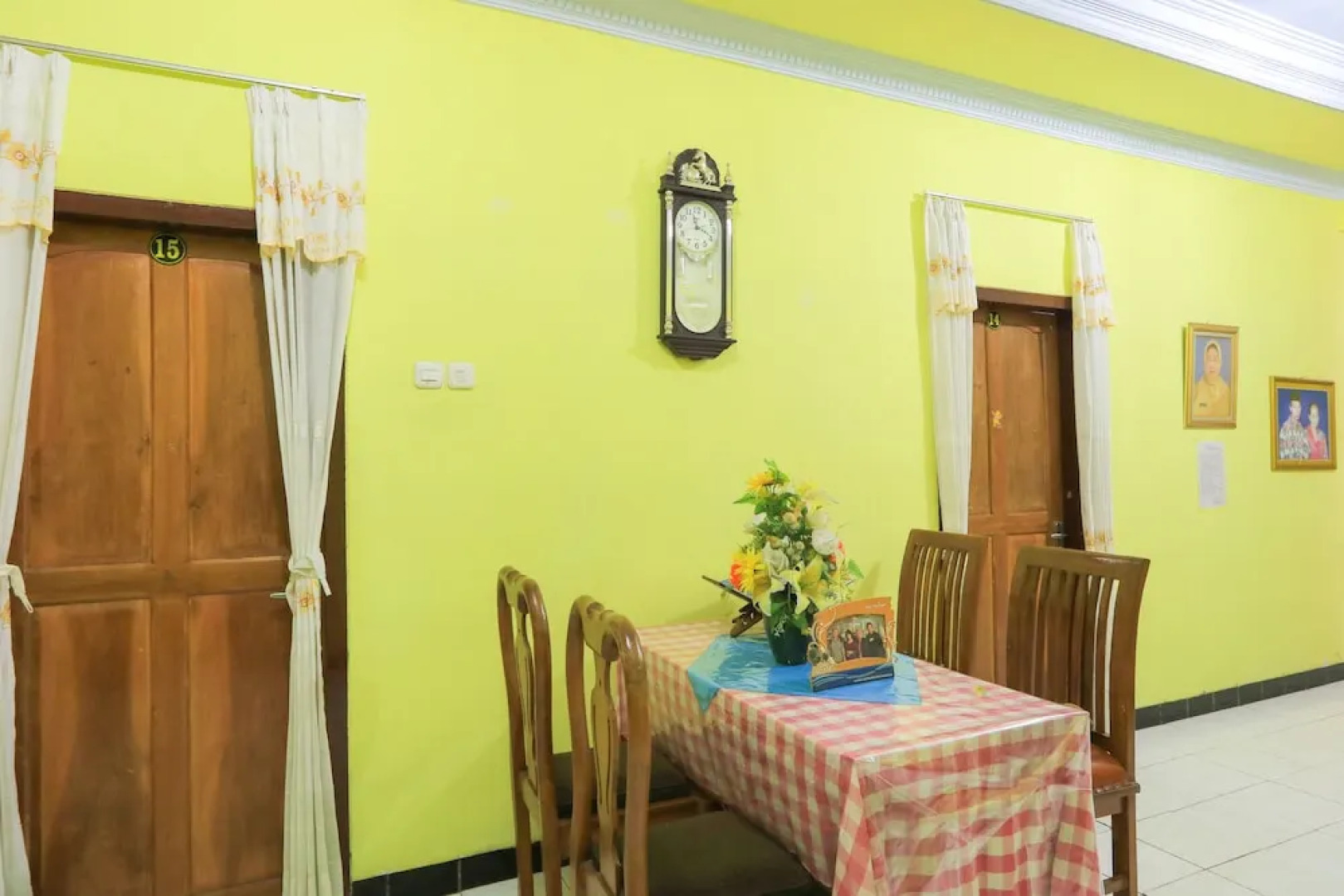 Hotel O Wallet Family Residence Syariah