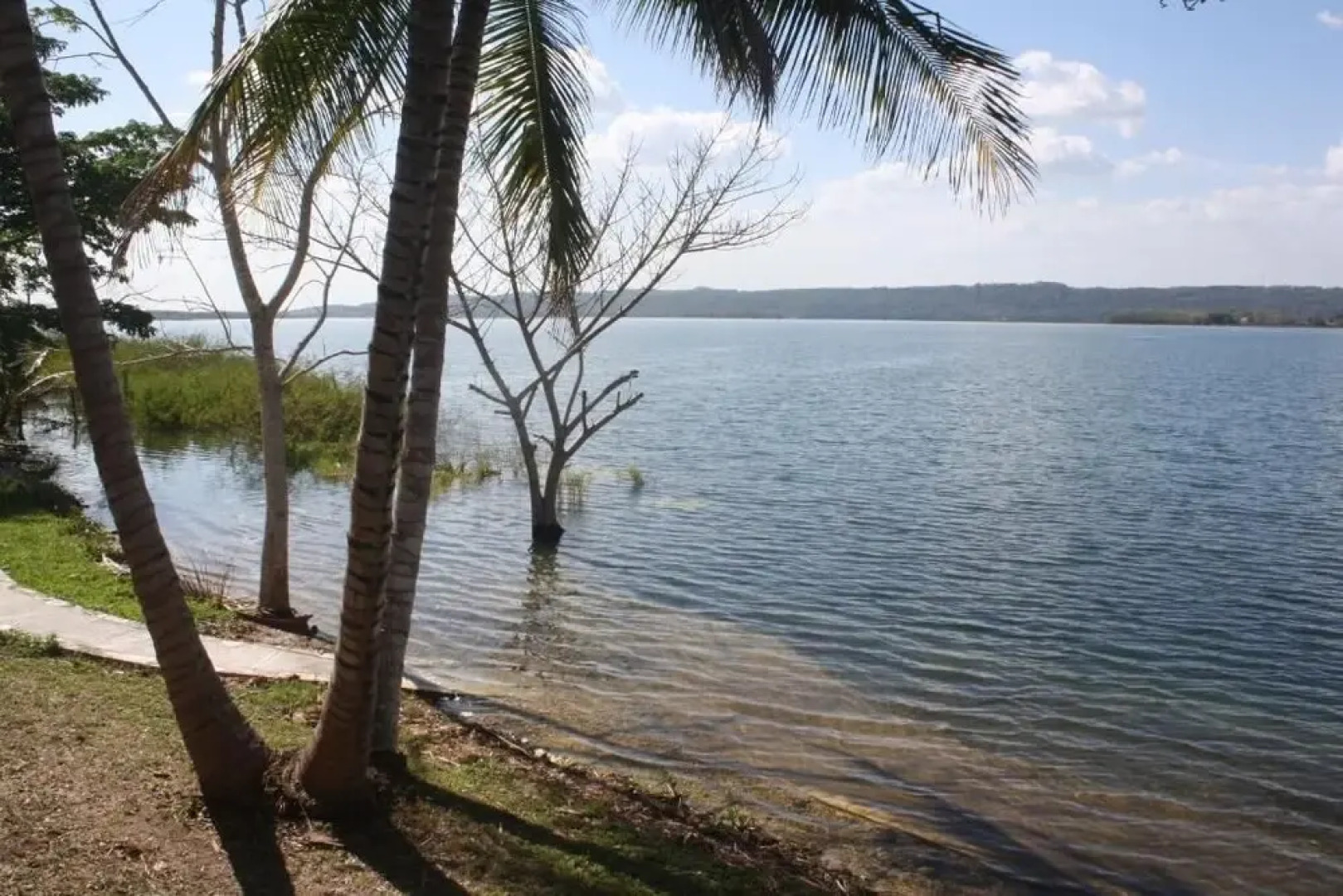 Hotel Santa Bárbara Tikal